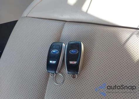 2018 Subaru Outback 2.5I Limited из США, поврежденный, VIN 4S4BSANCXJ3360450